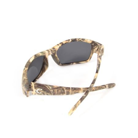 Купить Очки Следопыт Dark camo в футляре,линзы grey в Иваново