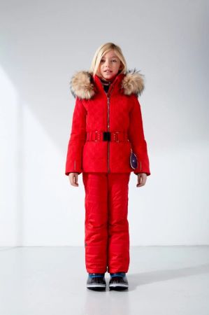 Куртка горнолыжная Poivre Blanc с иск.мехом W21-1003-JRGL/A красный в Иваново